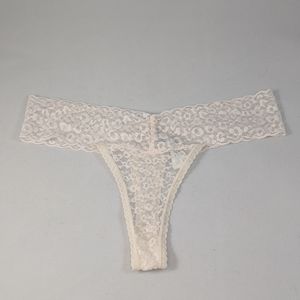 Stretch lace panties